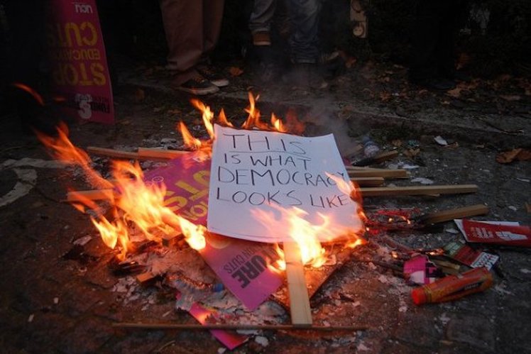 Isn’t it time we had national summit to spark democratic renewal?