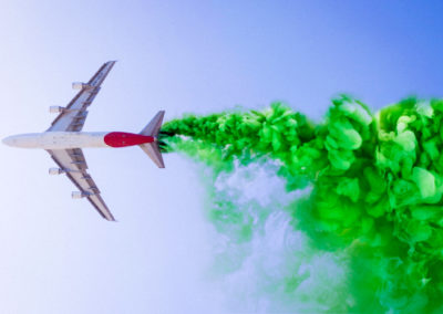 Emails show Qantas promotes climate action in public, betrays carbon commitments in private