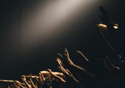 How Murdoch, Costello and The Cartel Choir got the wrong tune