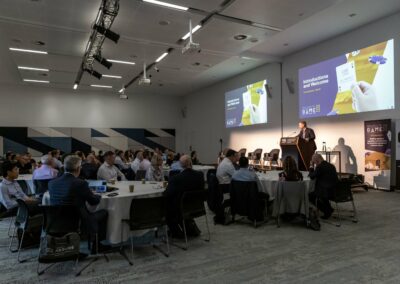 Gambling conference woos regulators