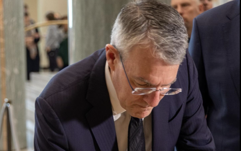 Mark Dreyfus, FOI