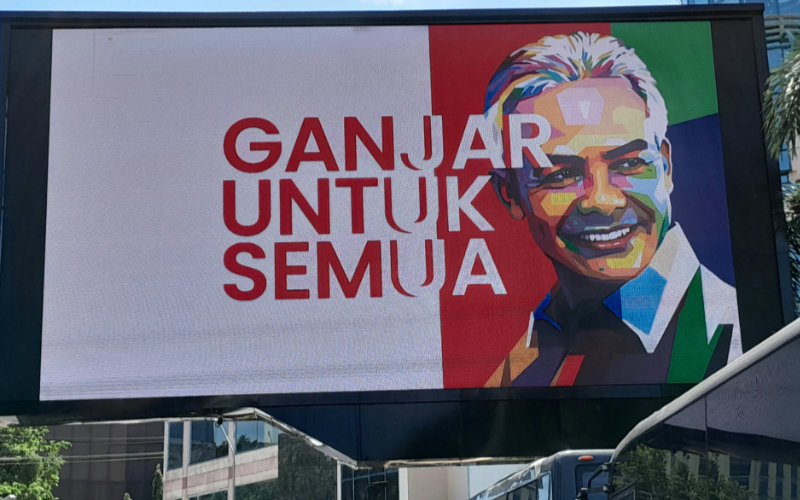 Ganjar Pronowo billboard