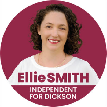 Maroon Ellie Smith