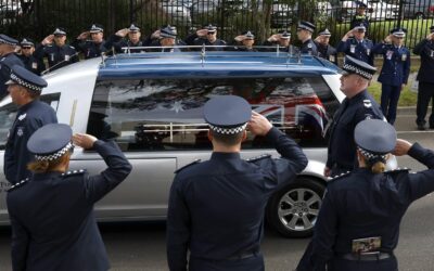 ‘Steve Irwin gene’: slain veteran cop’s bravery saluted
