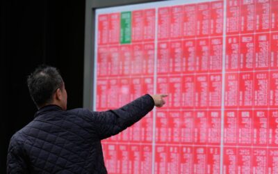 Asia shares poised for seventh straight month of gains