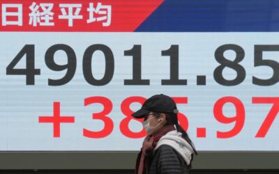 Stocks up on US rate cut hope, yen in intervention zone