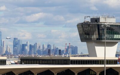 US flights slashed during government shutdown order