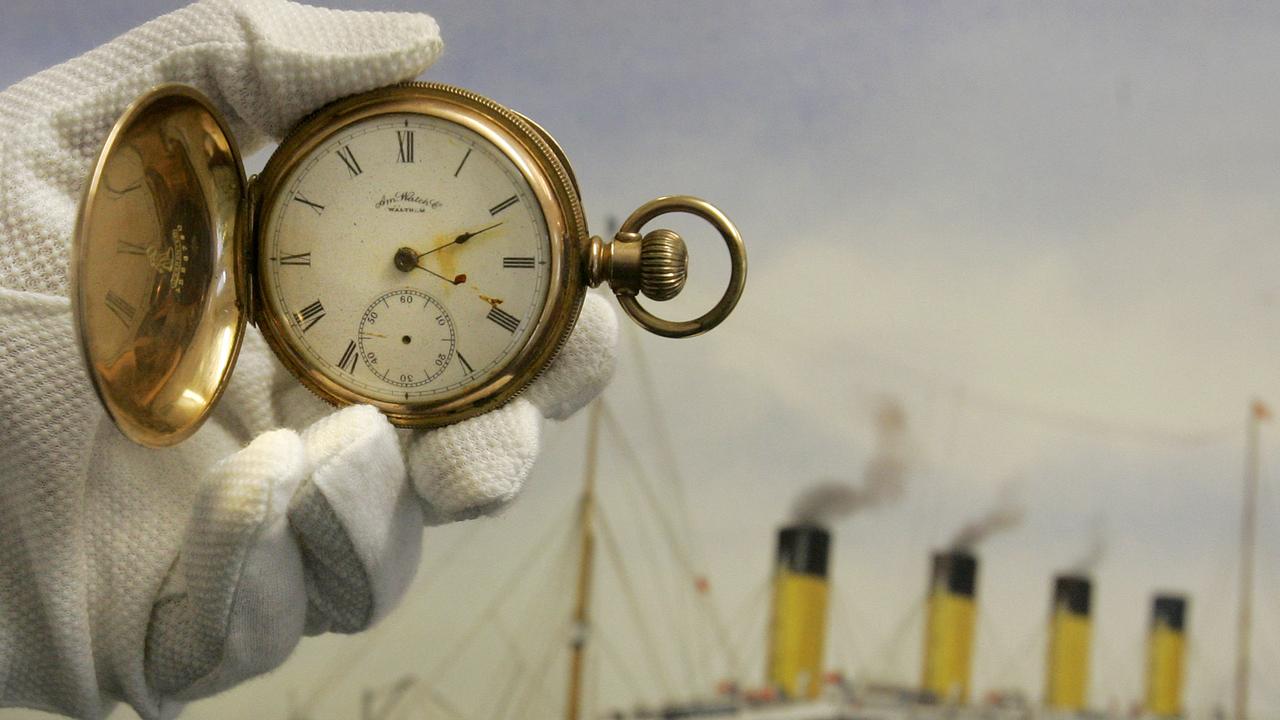 A gold American pocket watch, the property of Carl Asplund