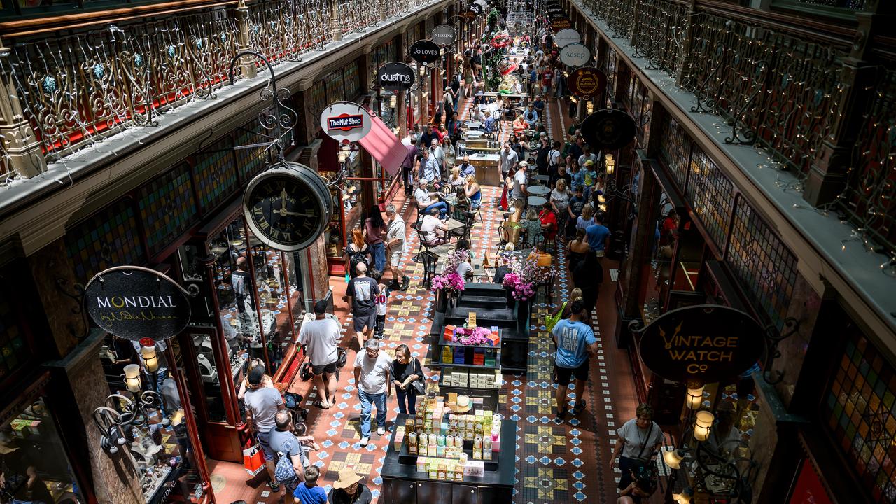 Shoppers are seen on Christmas Eve in Sydney