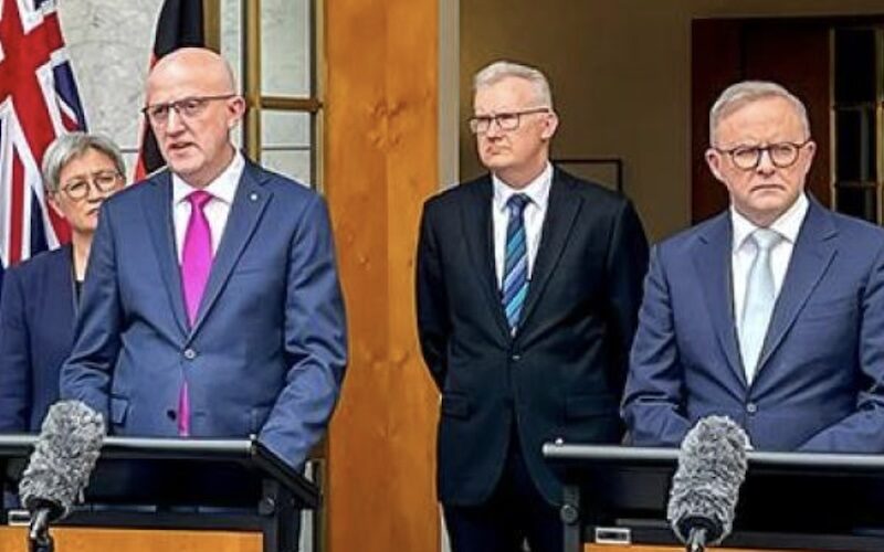 ASIO Director-General Mike Burgess at podium left. Image: ASIO