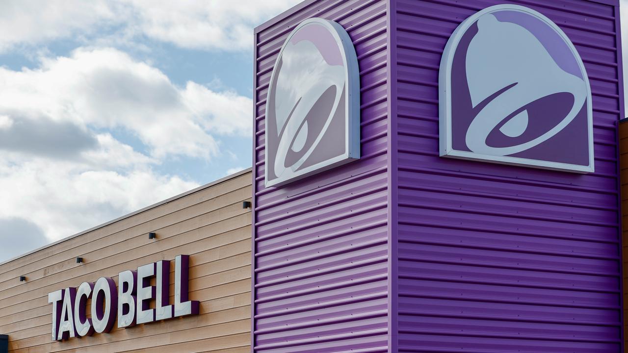 Taco Bell signage