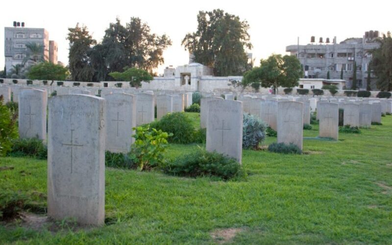 Graves of unknown soldiers at the Gaza War Cemetery