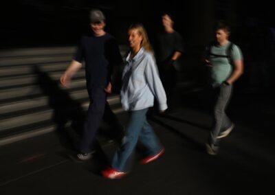 Why some economists go against the flow on RBA rate bet