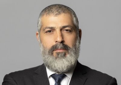 Jewish groups call on Tony Burke to cancel Israeli journalist visa