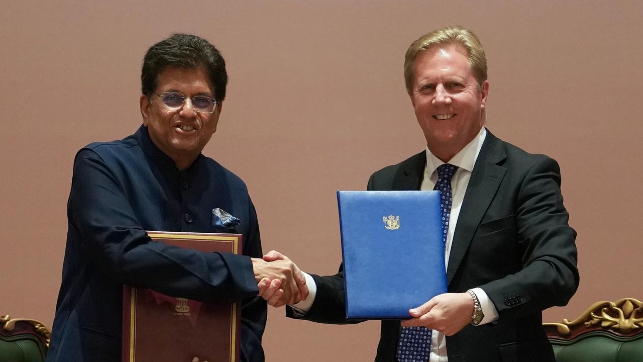 Indian and NZ trade ministers Piyush Goyal and Todd McClay