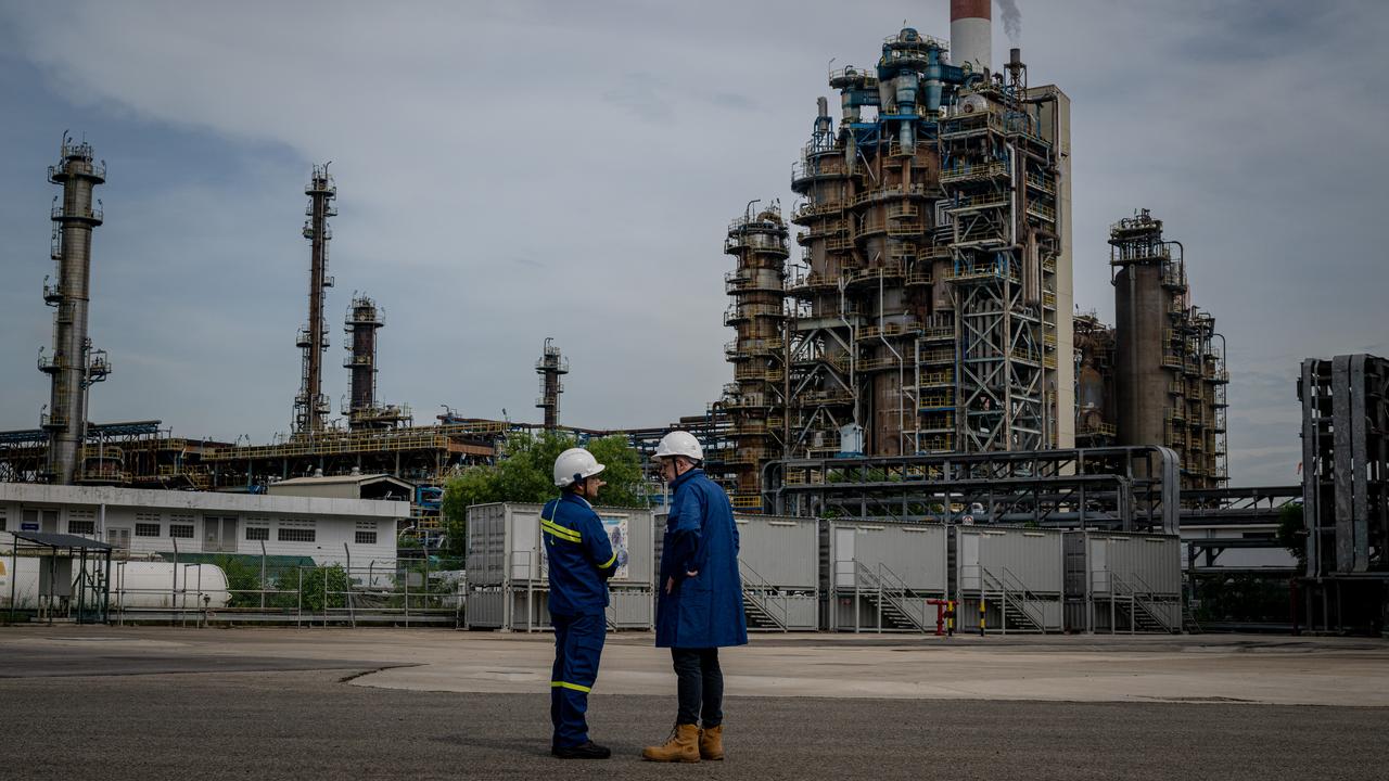 Anthony Albanese at Singapore Refining Company