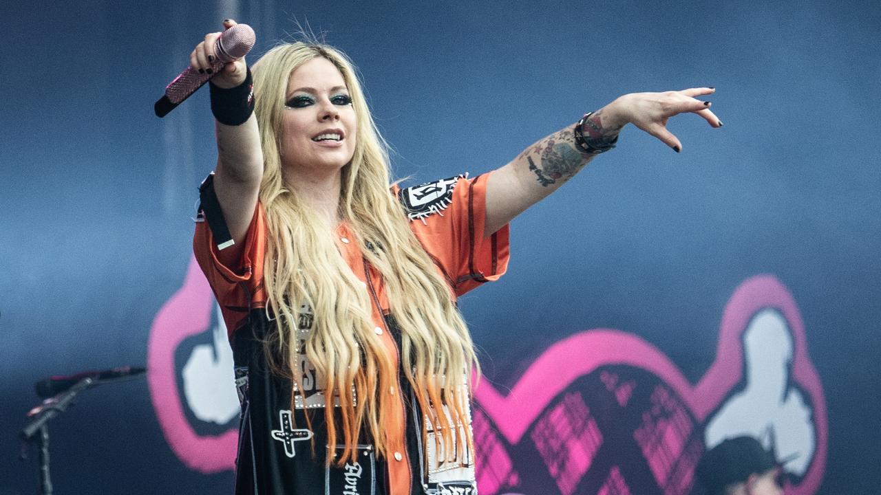 Canadian singer Avril Lavigne has been cited in a press club speech