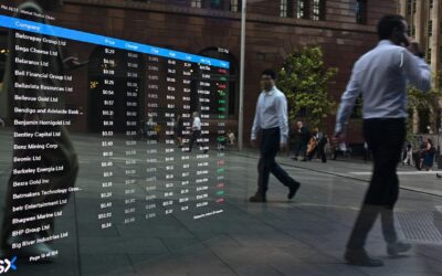 Shares mixed as fading oil price fails to boost miners