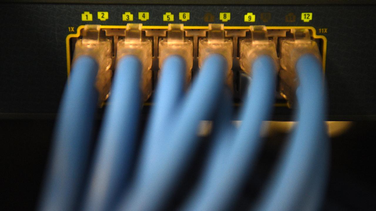Data cables (file)