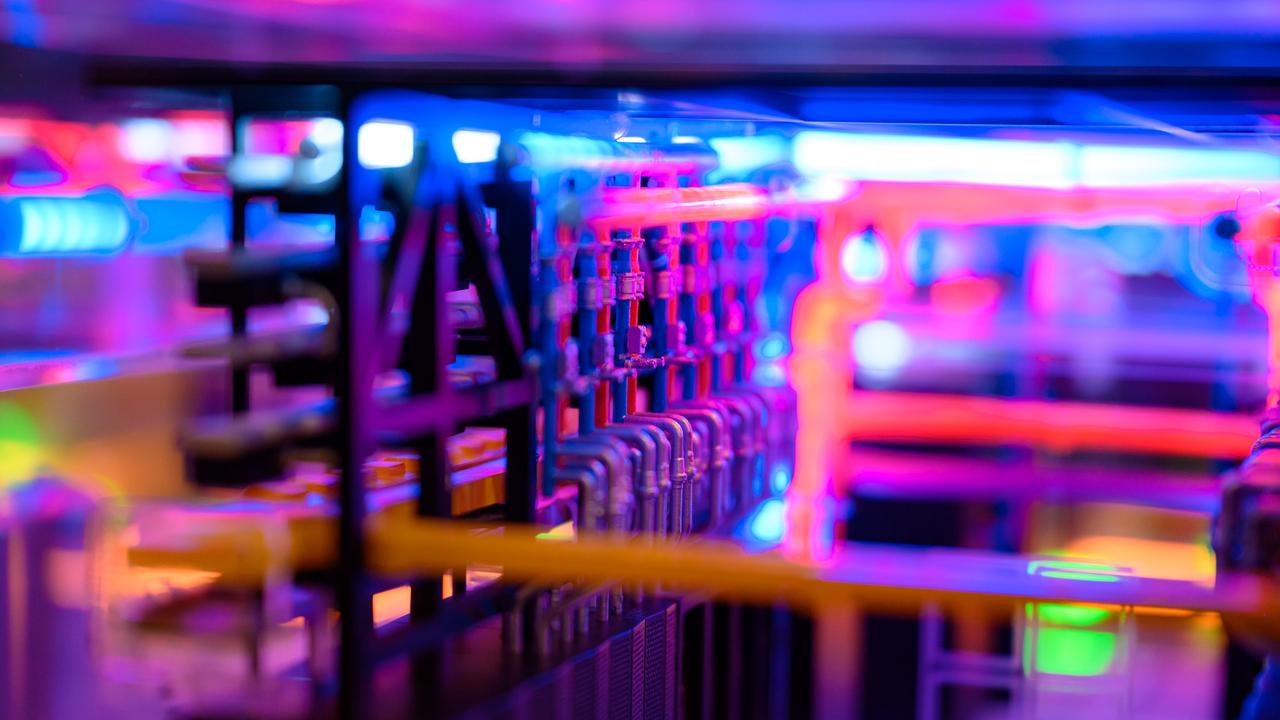 A data centre model
