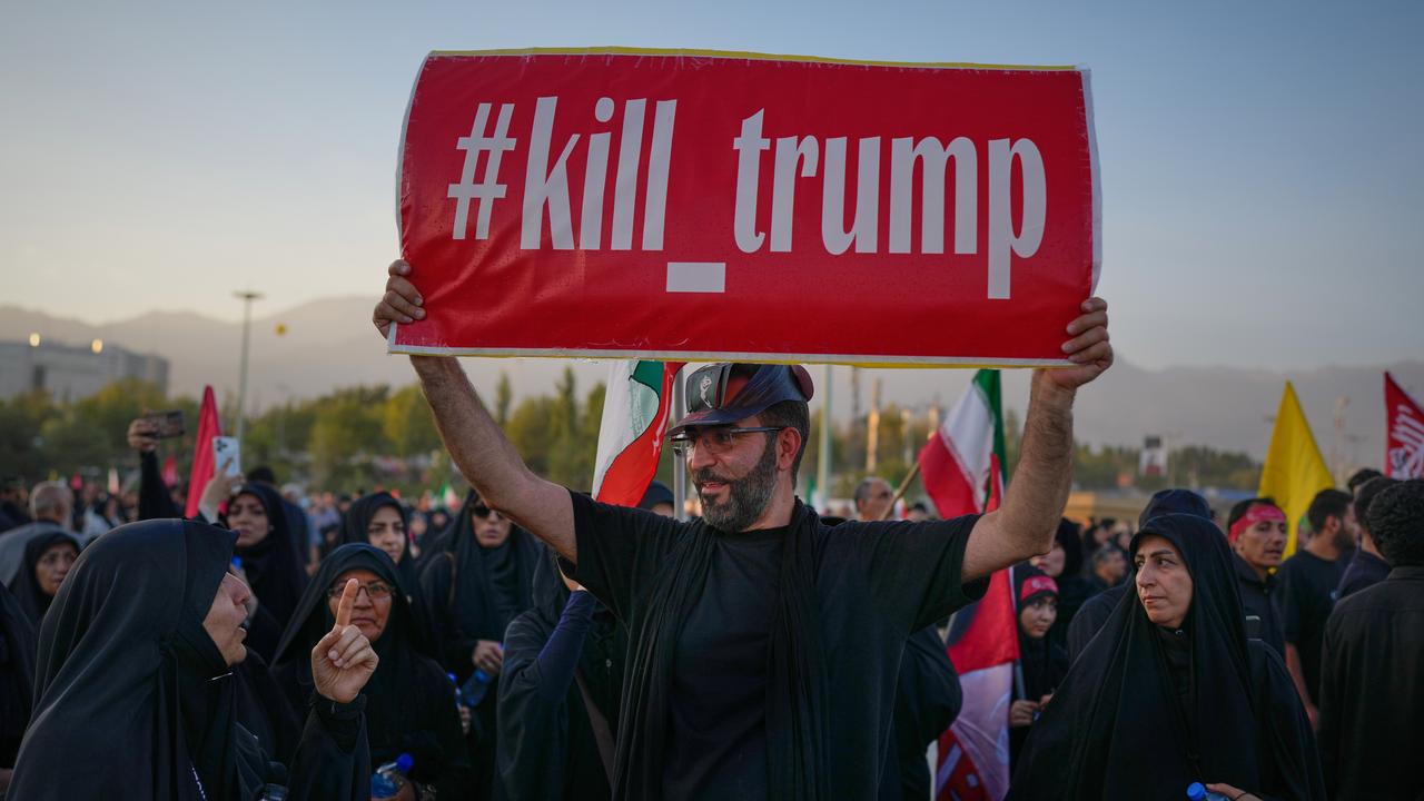 Mourners in Tehran