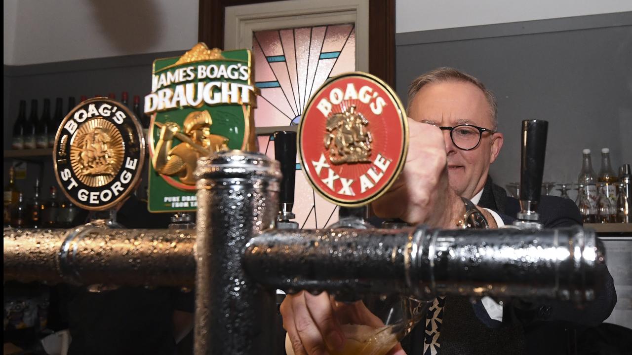 Anthony Albanese visiting the Boag's brewery in 2022