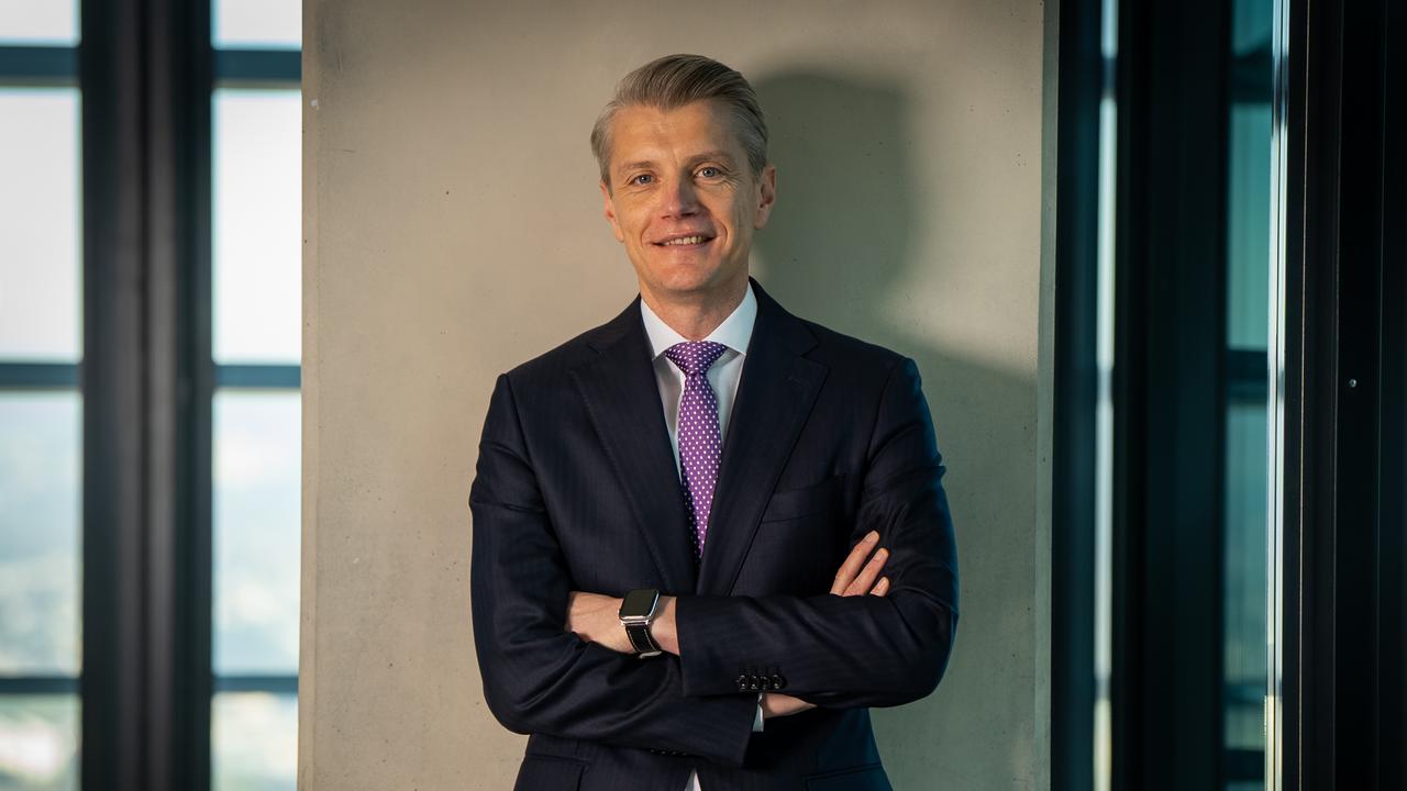 KPMG CEO John Sams