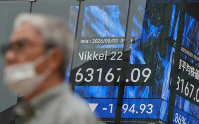 Asia stocks move higher on Wall Street lead, oil steady