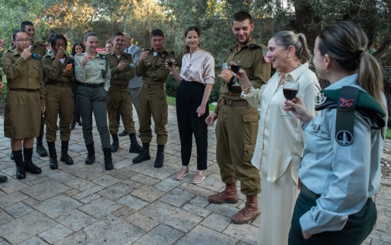 Toasting the Jewish New Year with IDF lone soldiers